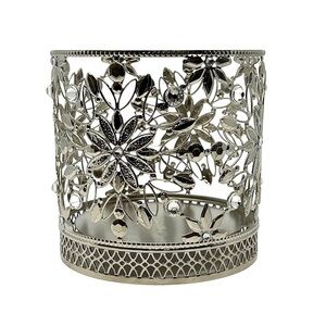 Bath & Body Works Silver snowflake 3-wick Candle Holder EUC